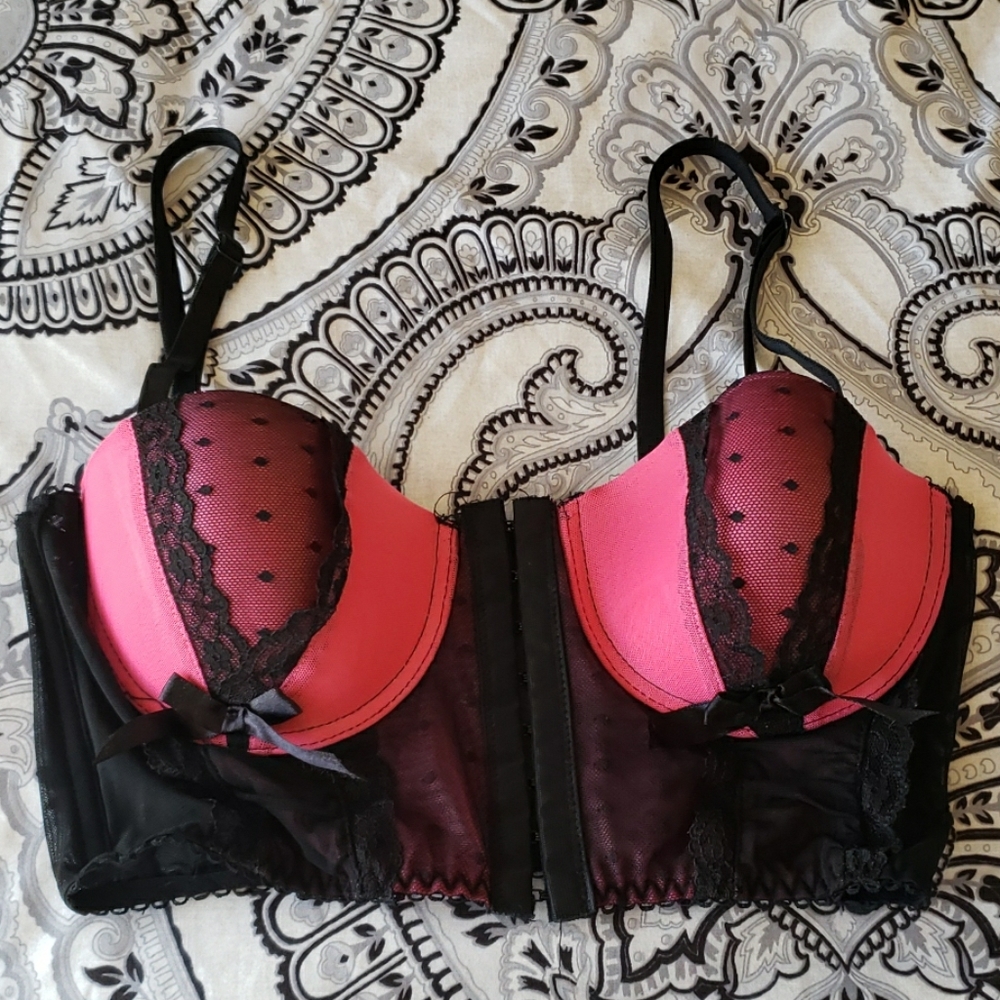 Pink/black Lacey corset bra